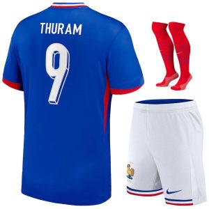 Maillot-Kit-Enfant-Equipe-de-France-2024-2025-Thuram.jpg