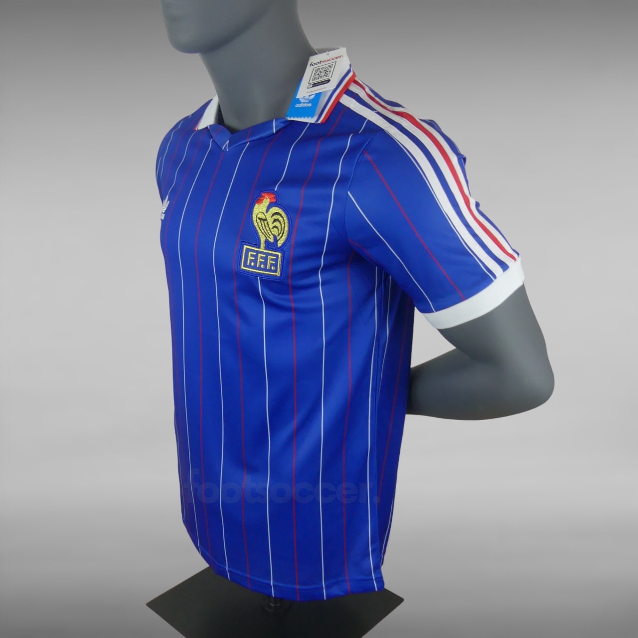 Maillot-Retro-Vintage-Equipe-de-France-1982-6-1.jpg