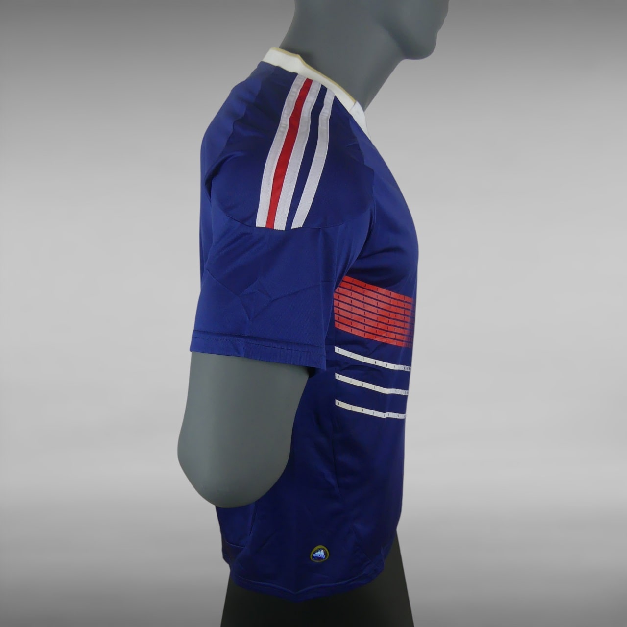 Maillot-Retro-Vintage-Equipe-de-France-2009-10-4-1.jpg