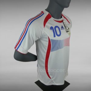 Maillot-Retro-Vintage-Equipe-de-France-ZIDANE-2006-6-1.jpg